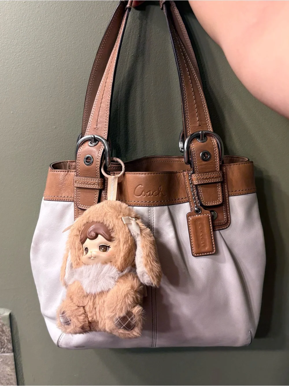 Coach Two-Tone Leather Shoulder Bag in White and Brown